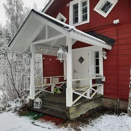 Chalet A Cosy With Comforts *